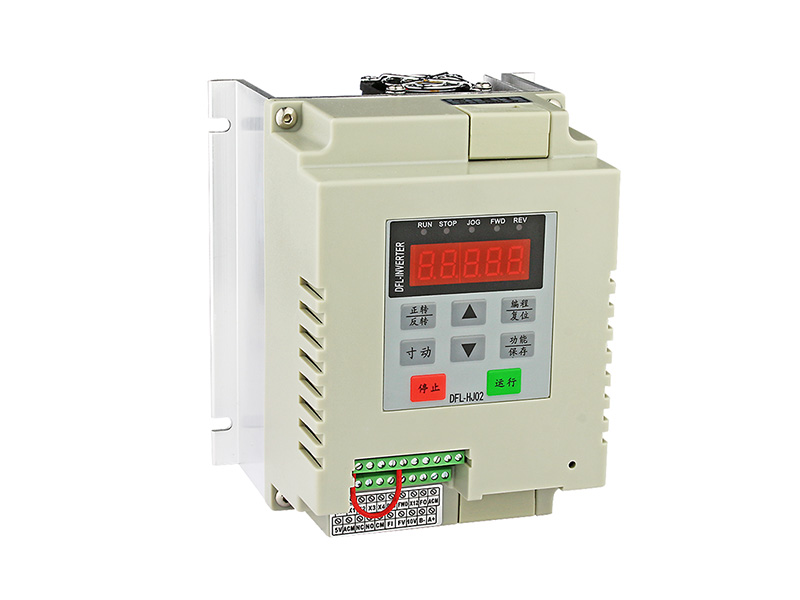 200N單相水泵變頻器，220V供水變頻器，恒壓供水變頻器