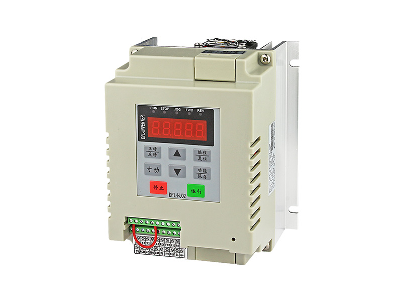 200N單相水泵變頻器，220V供水變頻器，恒壓供水變頻器